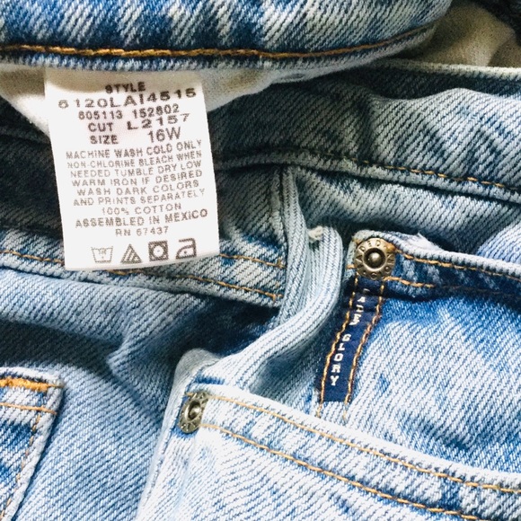 👖Faded Glory Relaxed Light Blue Jeans Pre LOVED - Picture 3 of 16